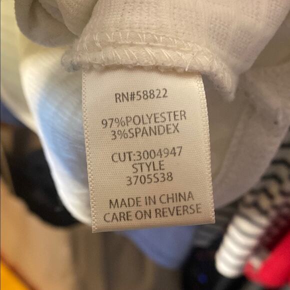 Max Studio White Textured Women's Top - Picture 4 of 6